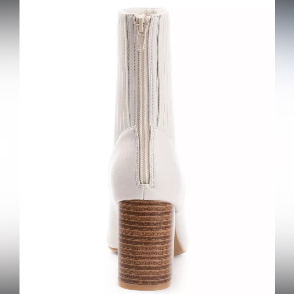 White leather heeled boot - Picture 3 of 4